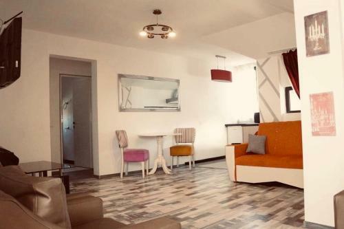 Royyal Central Apartament Free Wifi And Parking