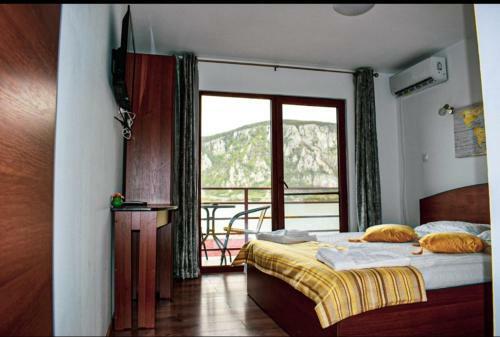 Hostal Escape