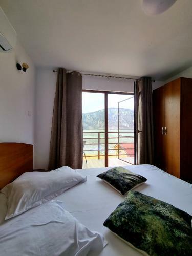 Hostal Escape