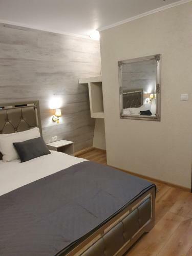 Hostal Hanu Lu Mos Opinca
