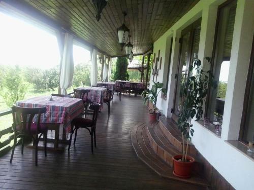 Hostal Hanu Lu Mos Opinca