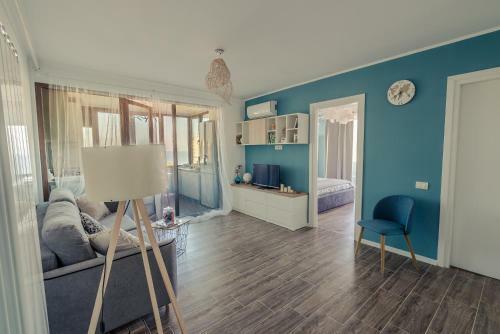 Luna Apartment