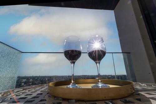 Sun & Tan Apartment