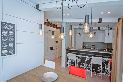 No 6 Apartments