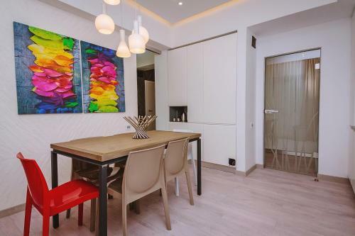 No 6 Apartments