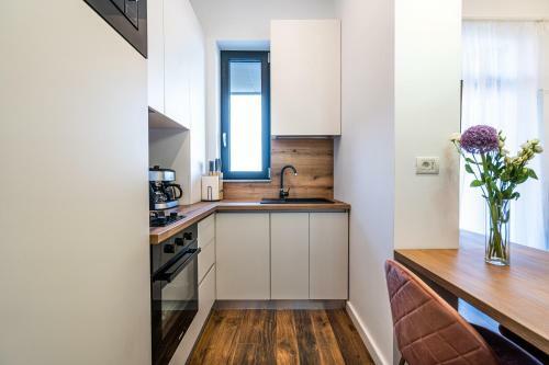 Lunaz Apartment