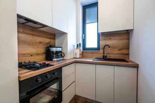 Lunaz Apartment