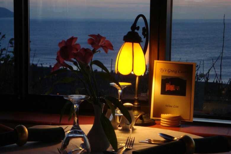 Hotel Tyr Graig Castle