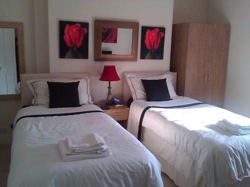 Hostal No 7 Priory Guest House