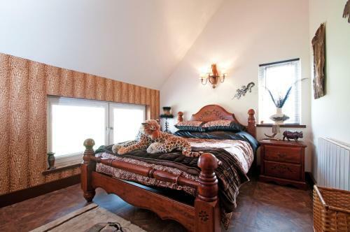Bed & Breakfast Llamas Pyjamas