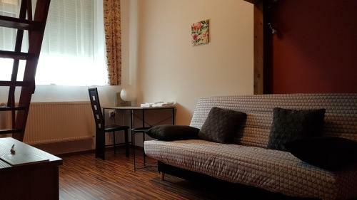 Gruia Apartment