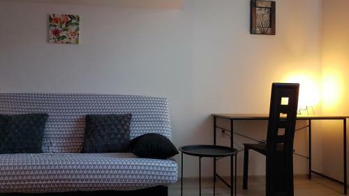 Gruia Apartment