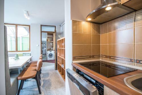 Casa Stella - Spacious Central Villa