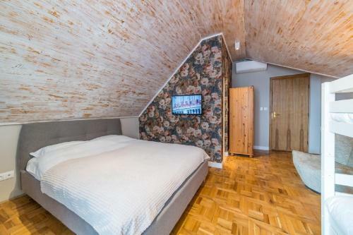 Casa Stella - Spacious Central Villa