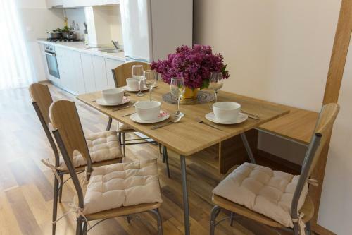 Gold Class Apartment Ams