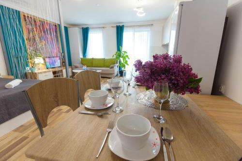 Gold Class Apartment Ams
