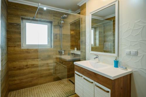 Luxury City Centre Apartment With Barbecue Grill
