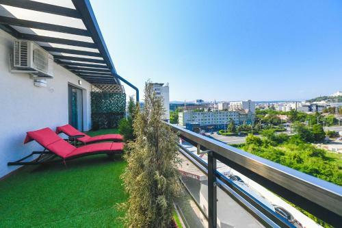 Panoramic Apartment With Terrace