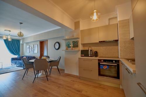 Velvet Apartment