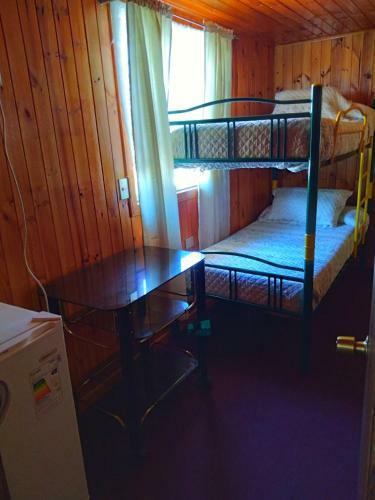 Albergue Hostal Gomero Y Shuttle Service