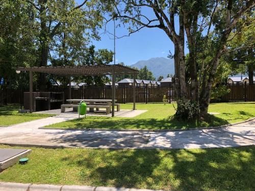 Arriendo Casa En Puc�n, Condominio Los Robles II