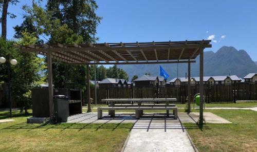 Arriendo Casa En Puc�n, Condominio Los Robles II