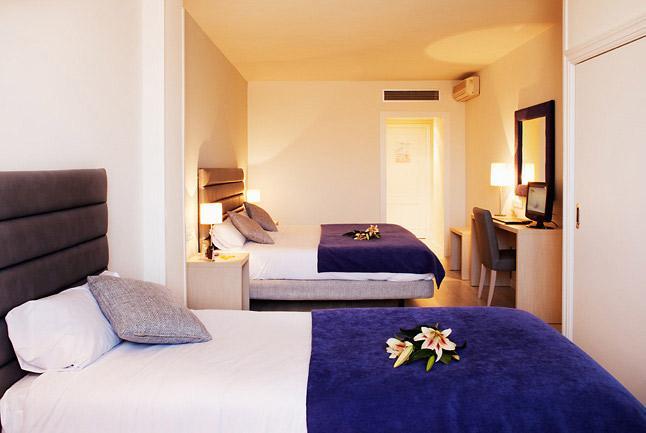 Hotel Puerta De Segovia