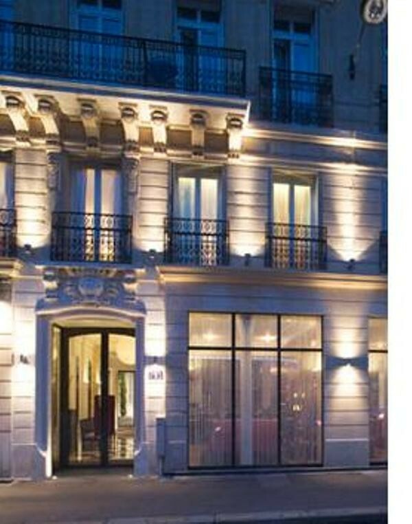 Hotel Le 123 Elysees