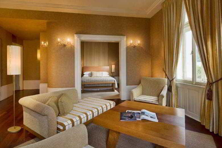 Mamaison Hotel Riverside