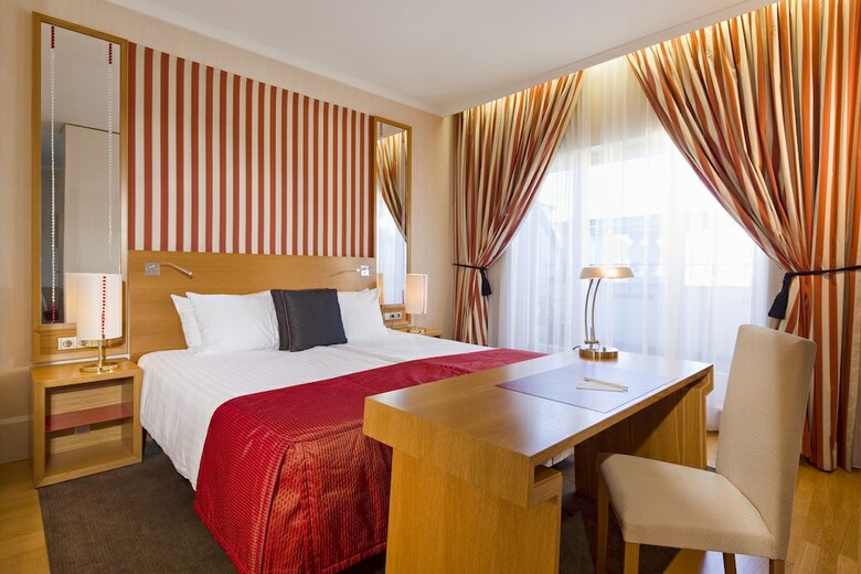 Mamaison Hotel Riverside