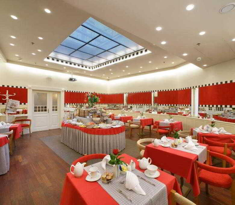 Mamaison Hotel Riverside