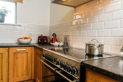 Elderburn Lodges