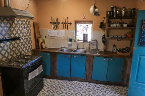 Hostal Casa Voyage Hostel