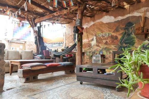 Hostal Casa Voyage Hostel