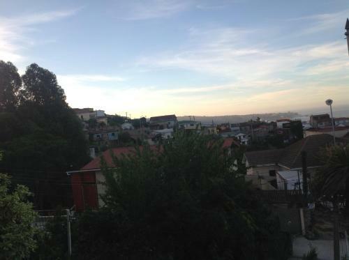 Hostal Pontoval B&B