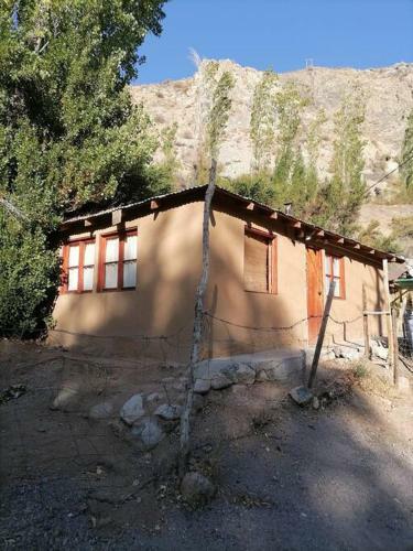 Casita Rustica Con Patio Y Cerca Del Rio