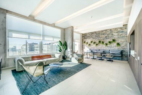 Apartamento Bayside View - 2br W/ Ocean View, Parking, Wifi.