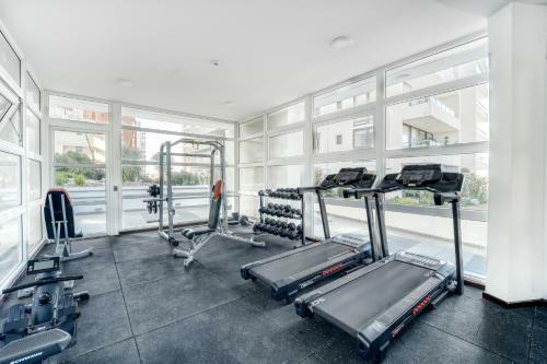 Apartamento Sunny Side 3br W/ View, Parking, Pool & Gym
