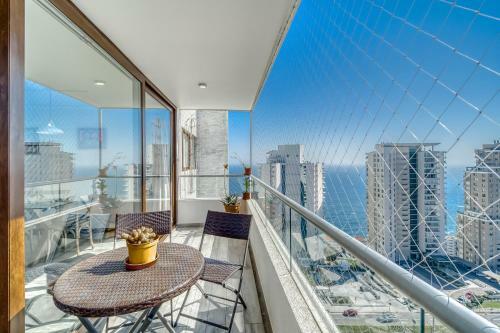 Apartamento Sunny Side 3br W/ View, Parking, Pool & Gym