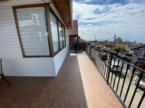 Agradable Casa En Vi�a Con Terraza Y Gran Quincho