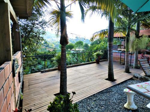 Beatiful Place El Pe�ol