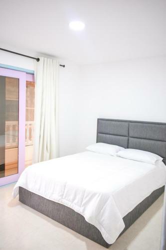 Apartamento Amoblado Balcones