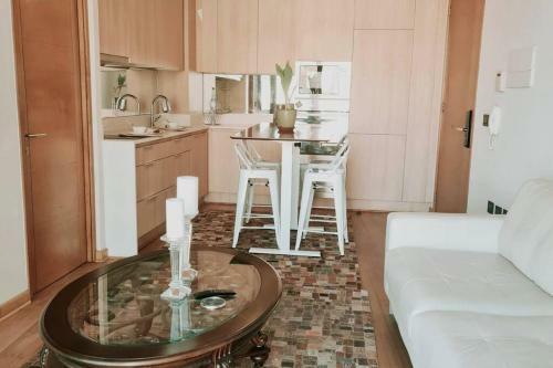 Apartamento 1-bedroom Condo With Pool. Unbeatable Spot