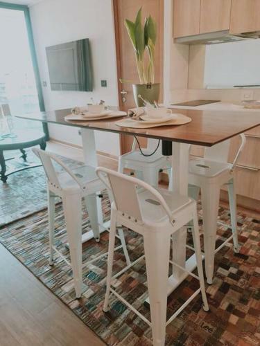 Apartamento 1-bedroom Condo With Pool. Unbeatable Spot
