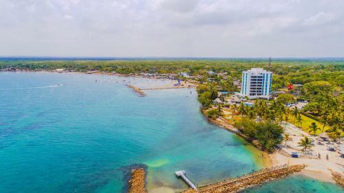 Playa Cove�as , La Sirenita Apartamentos