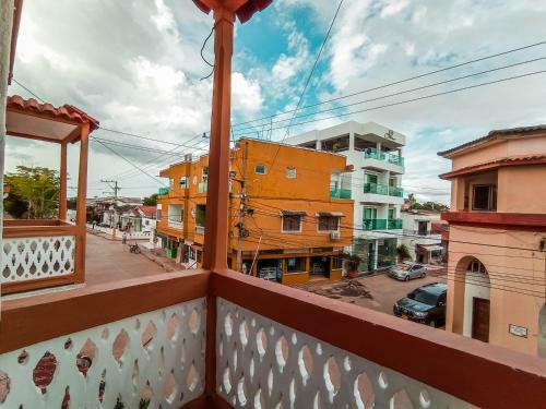 Hotel Balcones Del Sin�