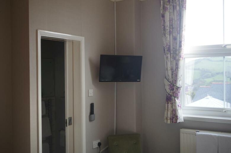 Hostal Varley House