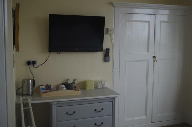 Hostal Varley House