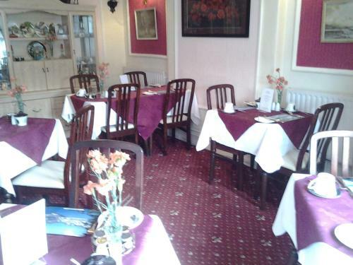 Hostal Strathmore