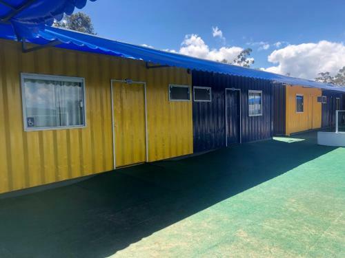 Bed & Breakfast Royal Container Hotel